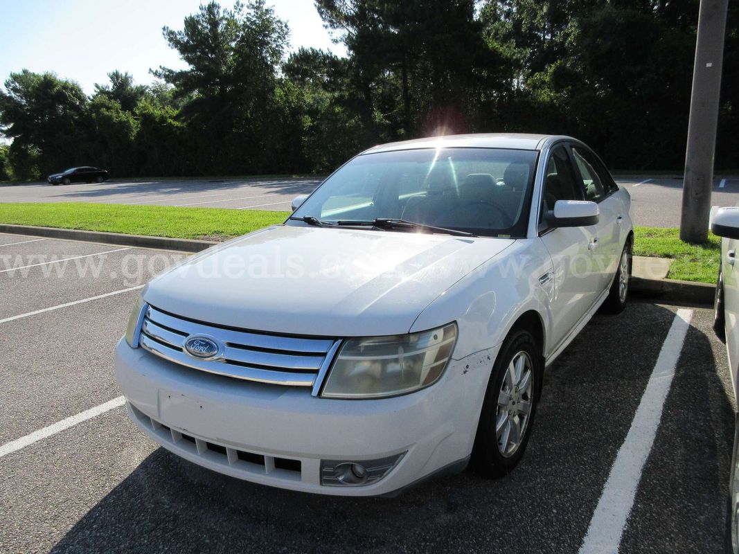 2009 Ford Taurus