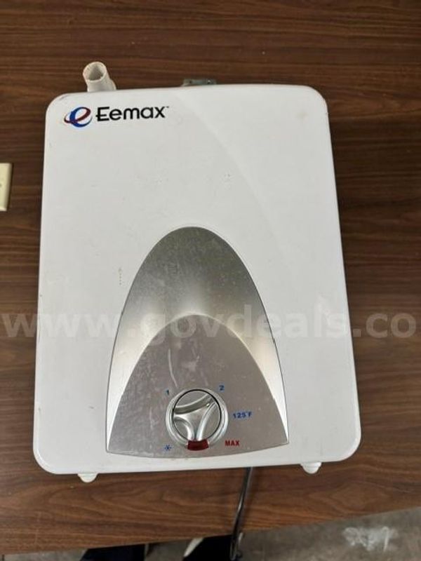 Eemax Emt2.5 Mini Tank Water Heater, Freestanding, 120V Ac, 2.5 Gal