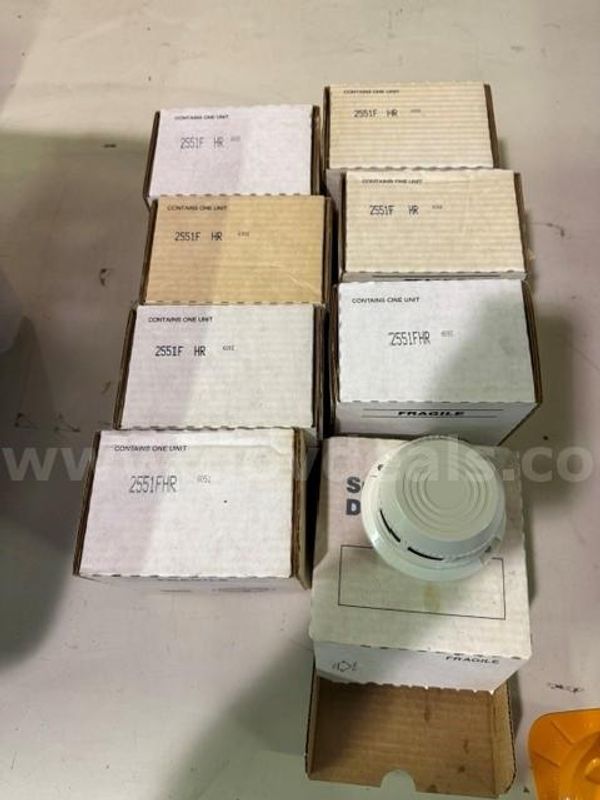 EST EDWARDS 2551F PHOTOELECTRONIC SMOKE DETECTOR FIRE ALARM