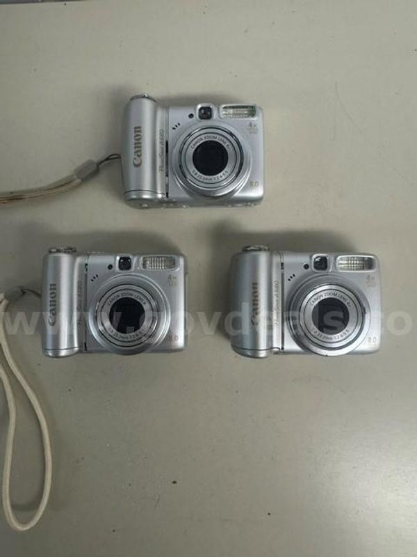 3 - Canon PowerShot A580 8MP Digital Camera Silver