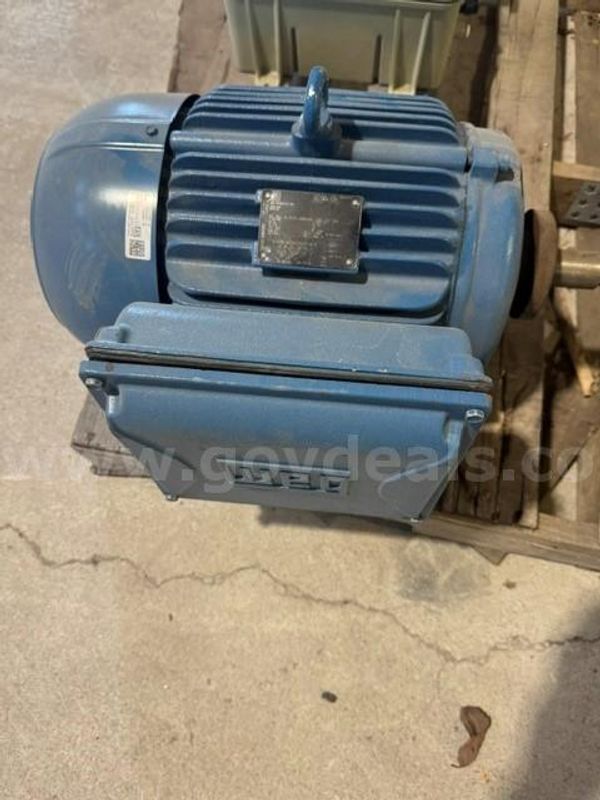 WEG - 00736ET3E213T-W22 7-1/2 HP 3520 RPM 230/460VAC General Purpose Motor