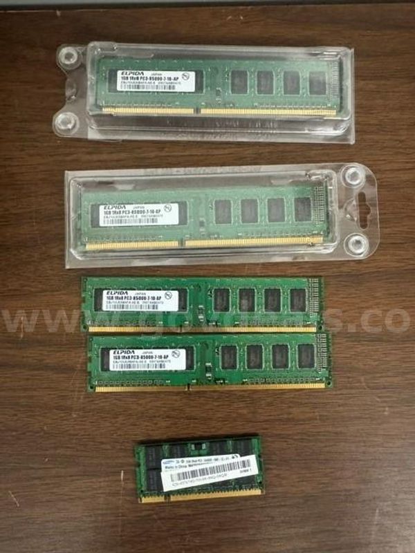 4GB (4x1GB) ELPIDA 1GB 1Rx8 PC3-8500U-7-10-AP Desktop Memory EBJ10UE8BAFA-AE-E