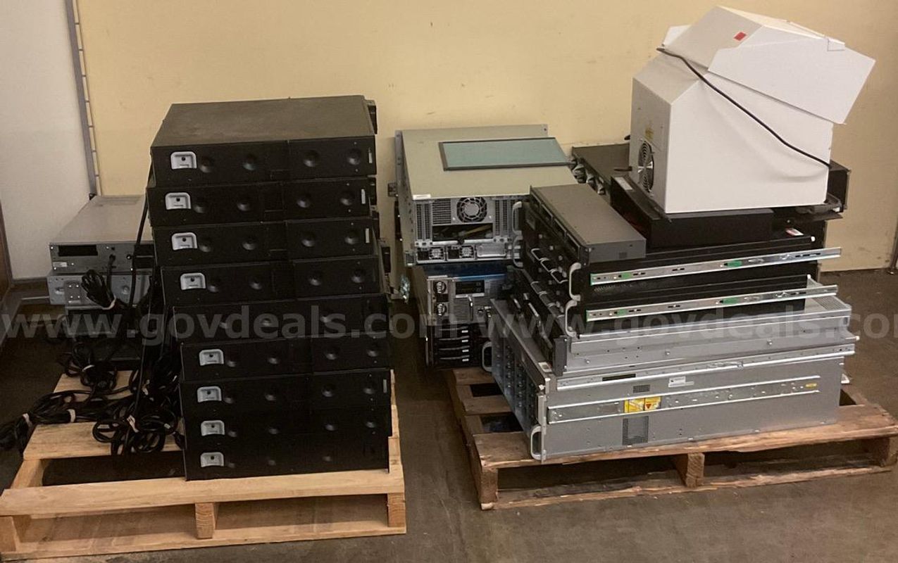 A Lot of 28 Servers and Power Supplies