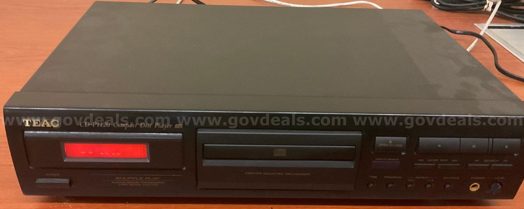 A CD-P1120 Compact Disc Player