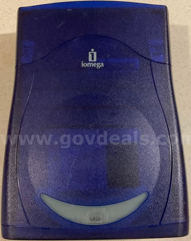 An iomega CD-Writer