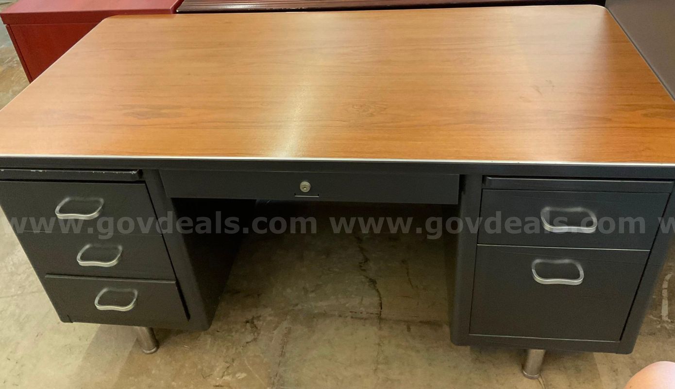Wood desk with metal drawers