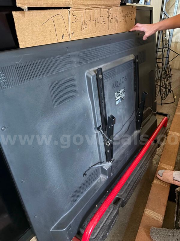 60” Sharp TV