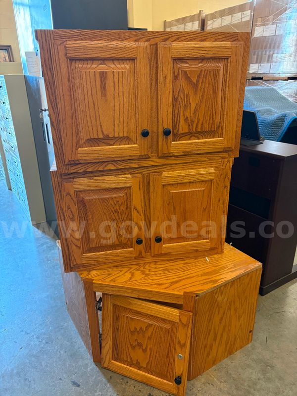 Lot of 3 wooden cabinets