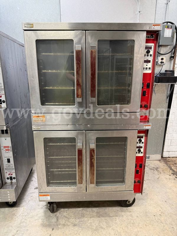 Vulcan double-stacked electric convection oven