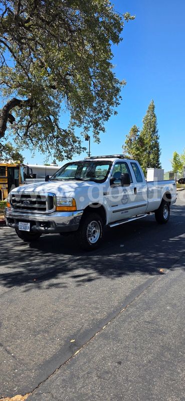 2000 Ford F-250 SD XLT SuperCab Long Bed 4WD