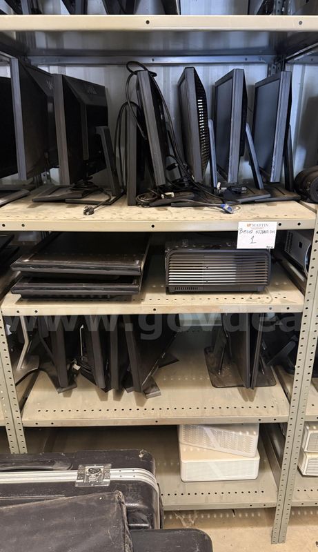 one lot of monitors & projectors