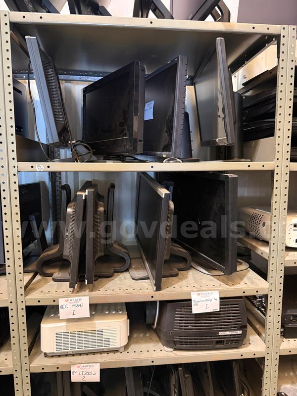 one lot of monitors & projectors