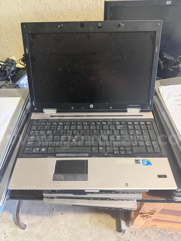 4 HP Laptops
