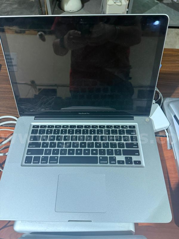 2 MacBook 15 inch Laptops