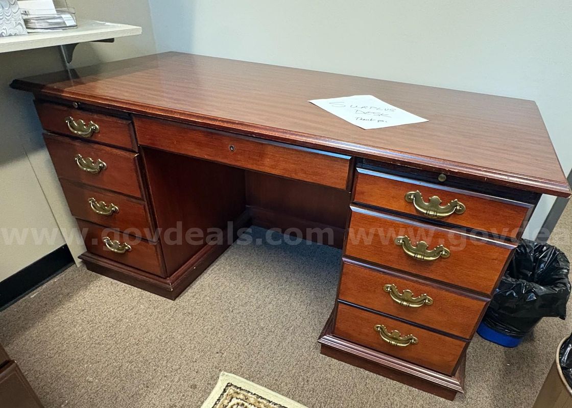 One desk