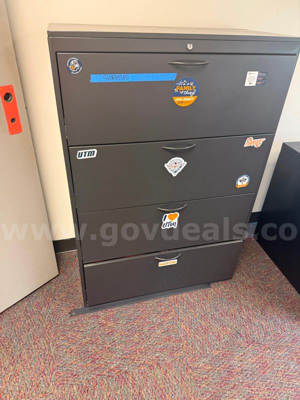 One lot of office furniture