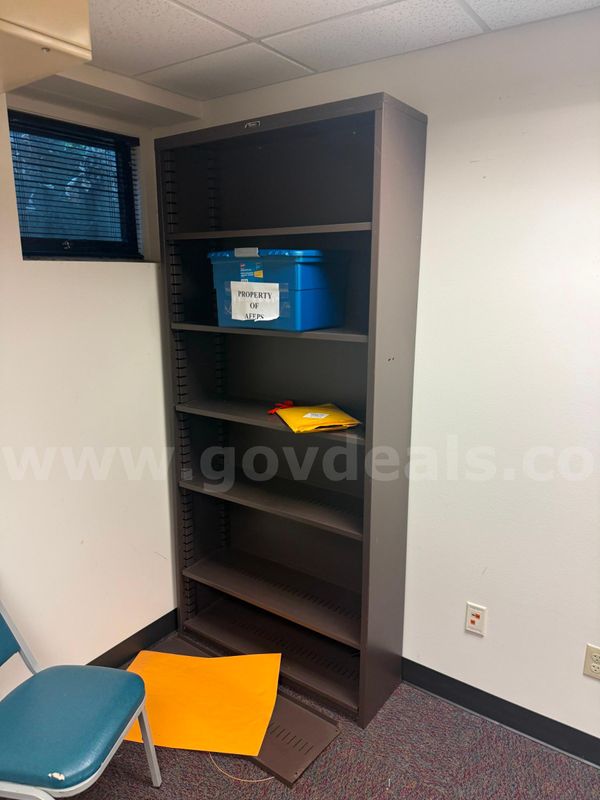 One lot of office furniture