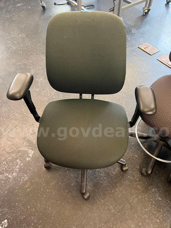 Rolling Green Office Chair