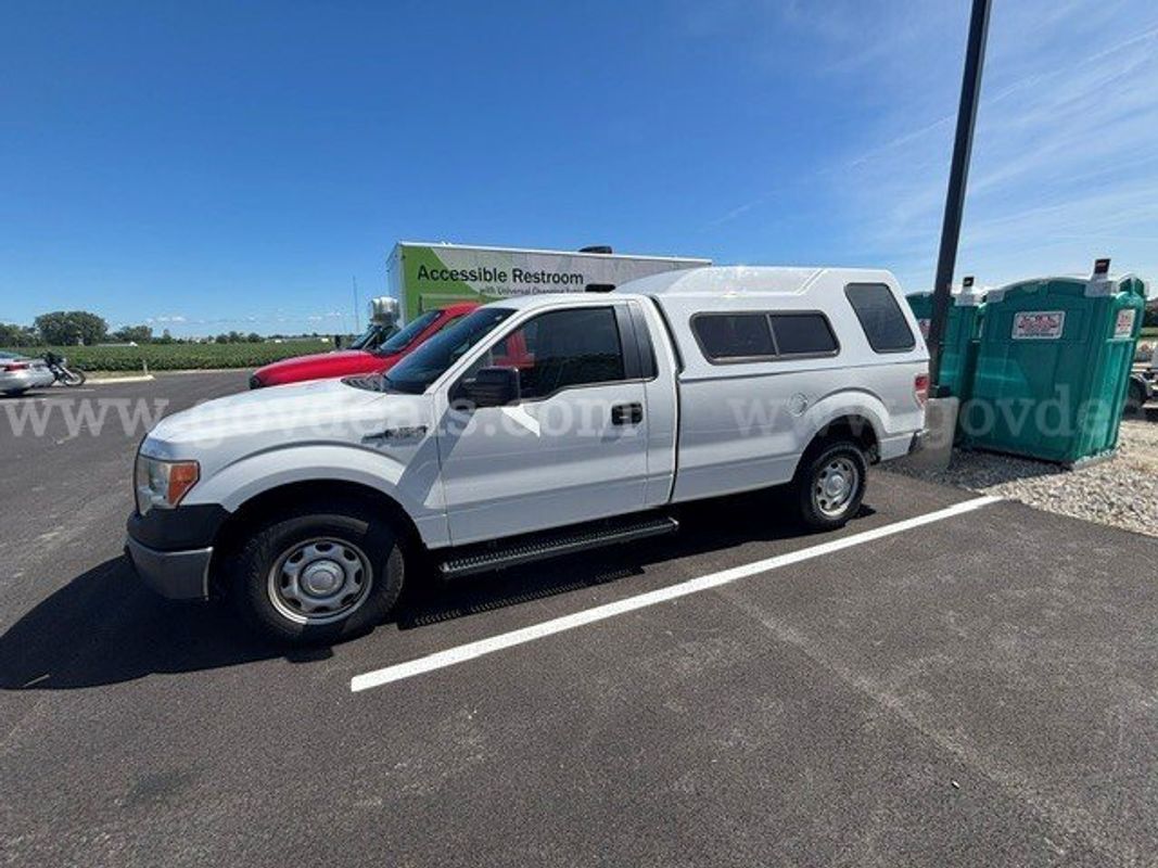 2013 Ford F-150 XLT 8-ft. Bed 2WD