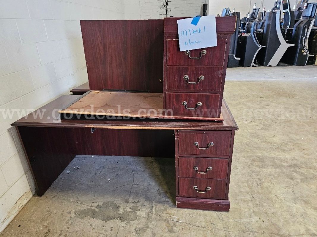 Desk w-return 1