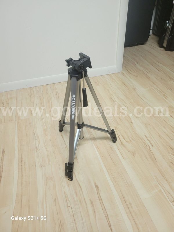 Hollywood D1 Tripod