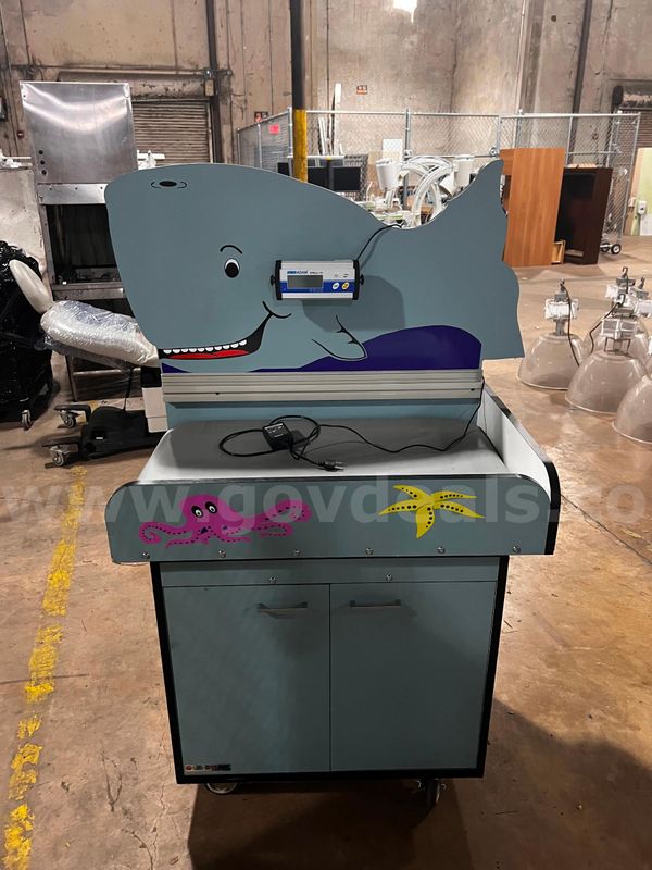 Pediatric Shark Scale Cart