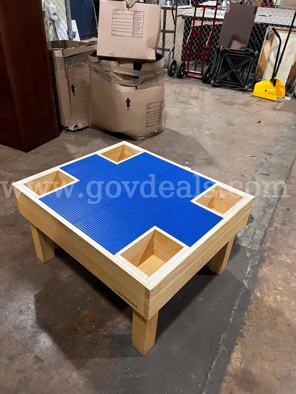 LEGO Play Table