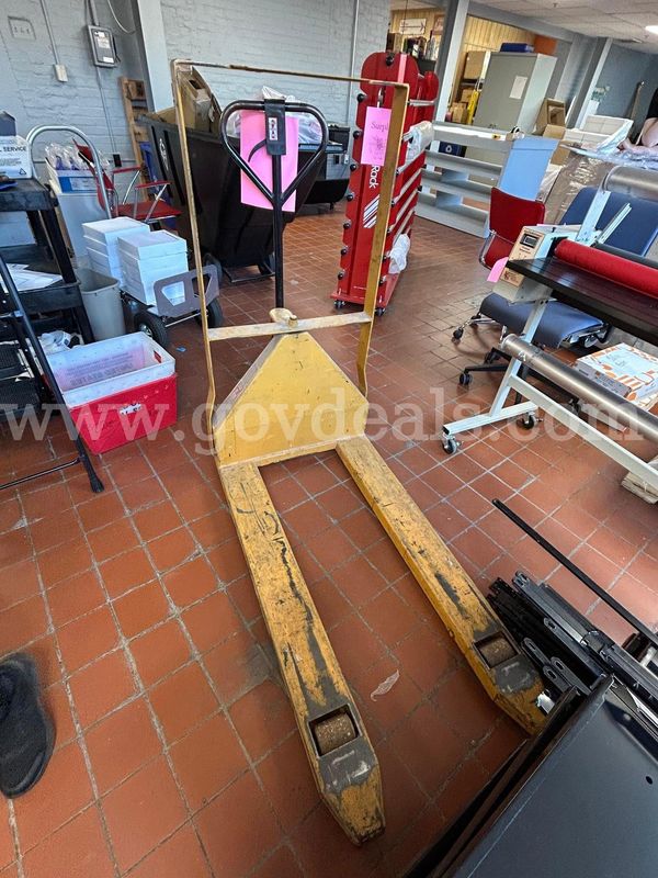 Pallet jack