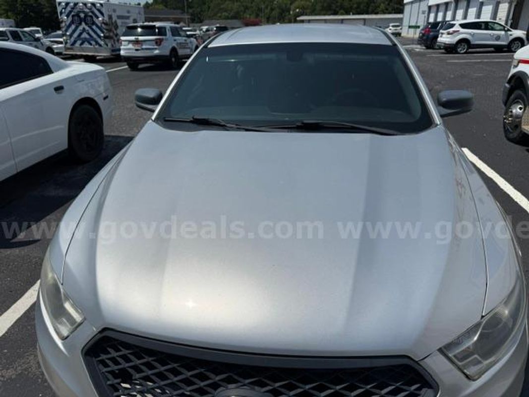 2017 Ford Taurus