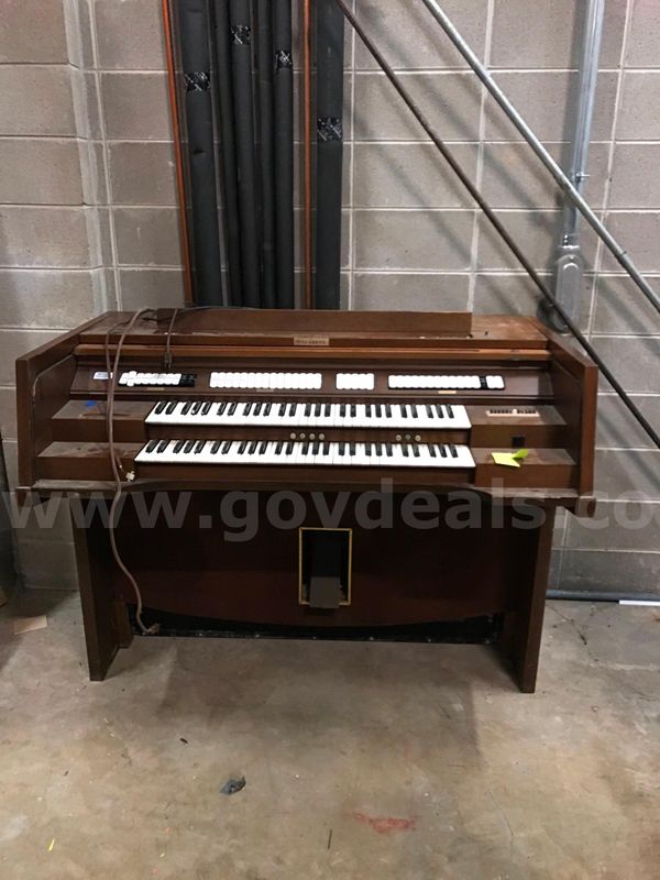 Lot of (1)Piano & (1) Organ