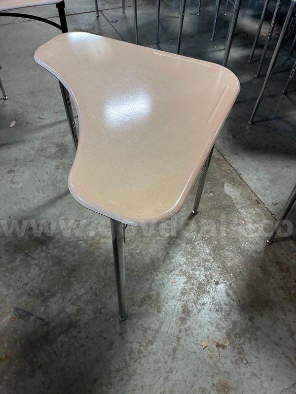 50 Student Triangle Desks