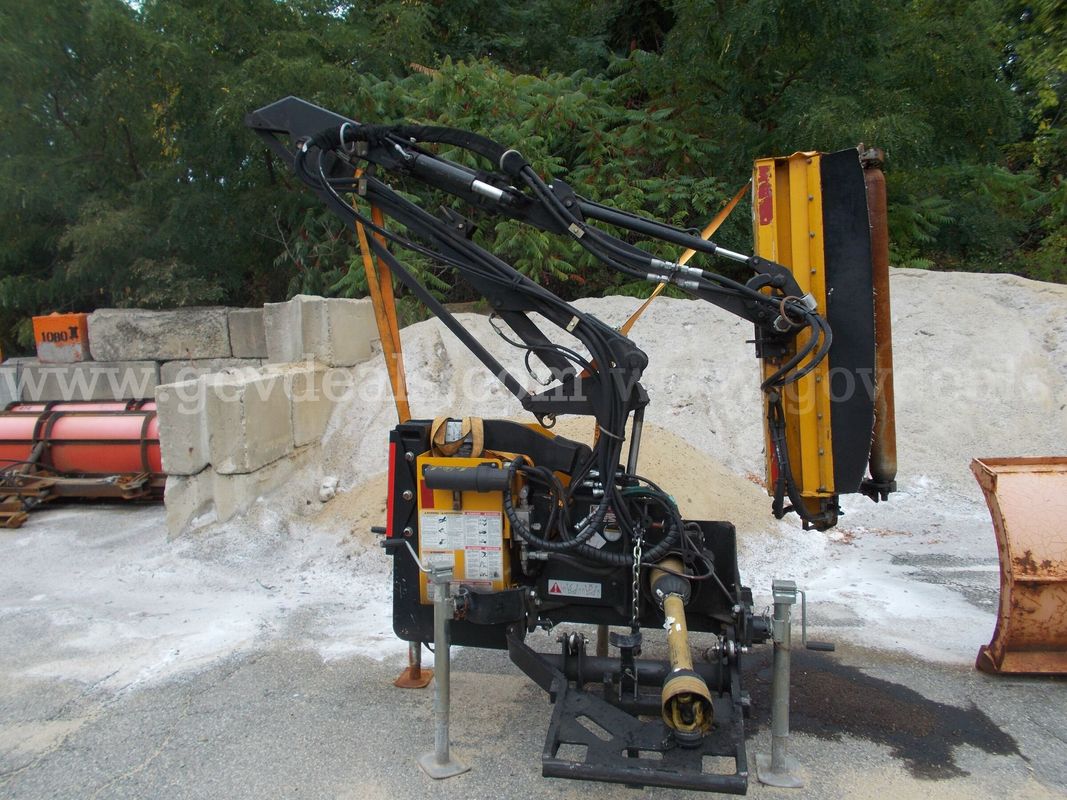 2016 McConnel PA-4330 Boom Flail mower