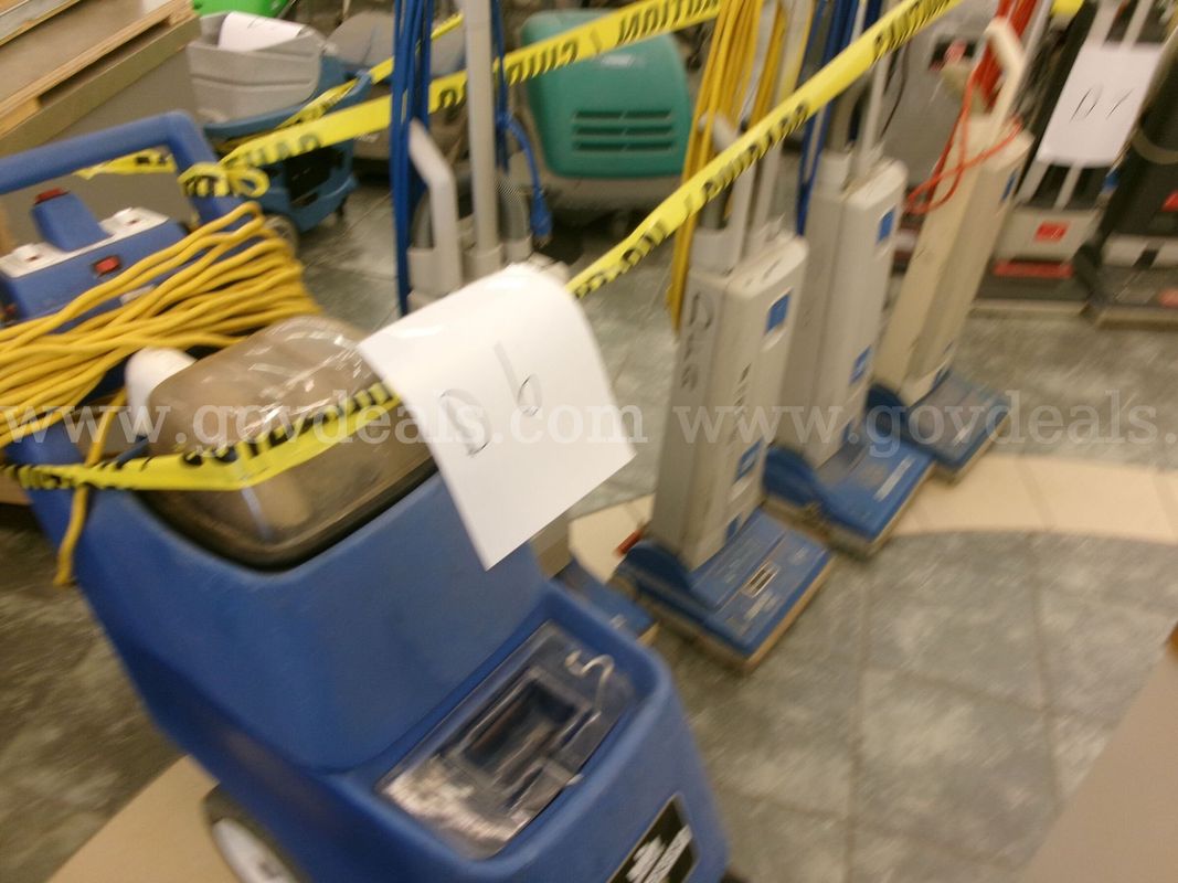 UPRIGHT VACUUMS SENSORS AND A WINDSOR POWER ESCORT CARPET EXTRACTOR