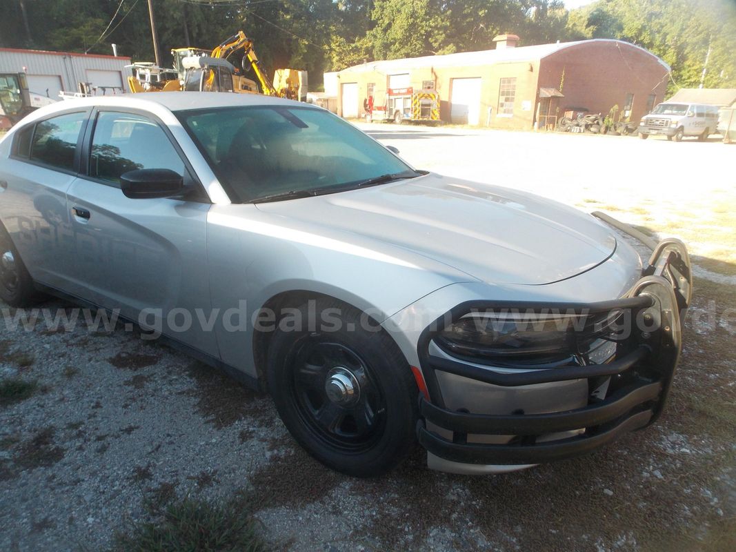 2019 Dodge Charger / Police