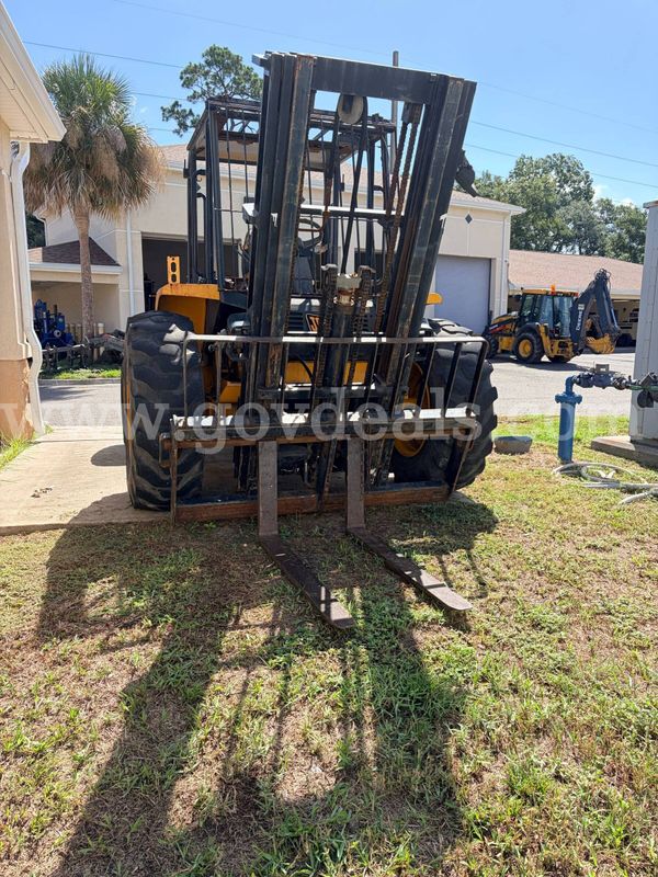 2004 JCB 930 Rough Terrain Forklift