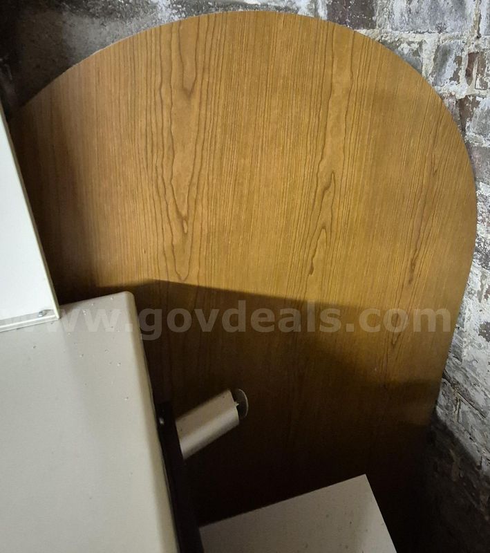 Oval Table with Metal Legs