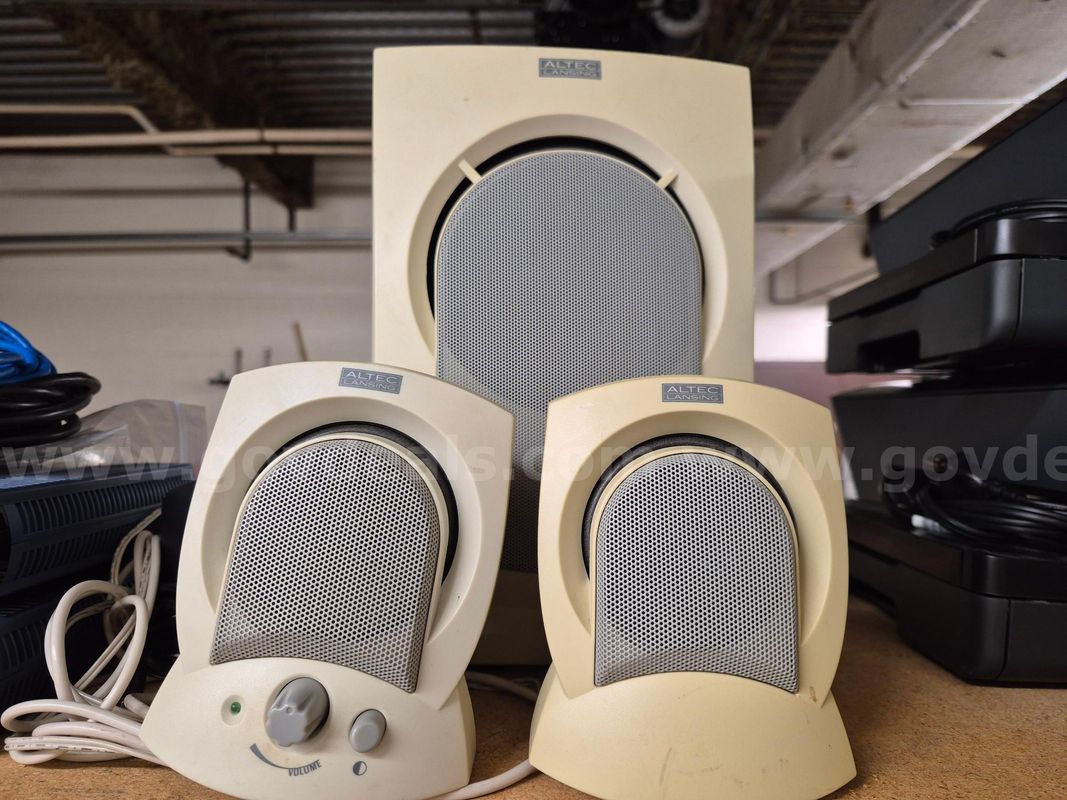 Altec Lansing AVS300, 3-piece Speaker System
