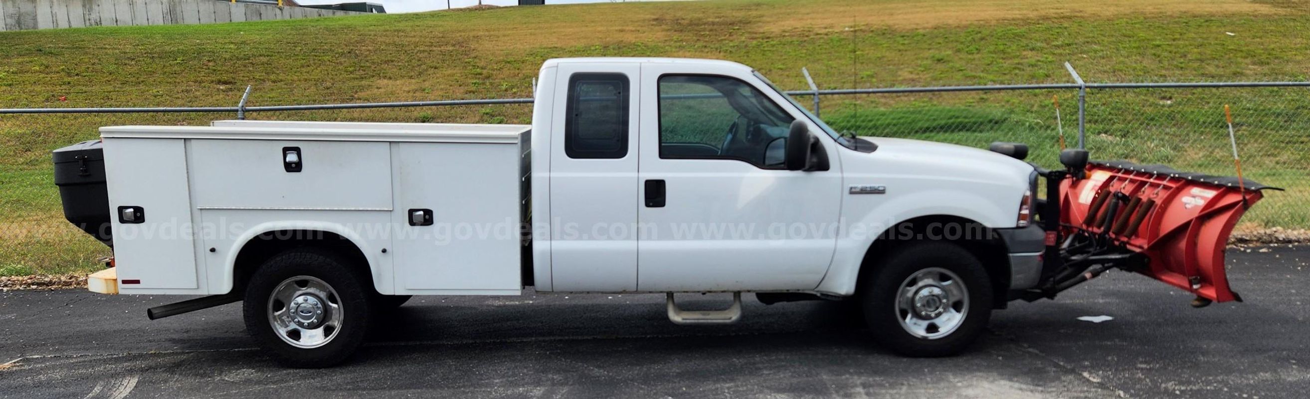 2006 Ford F-250 SD XL SuperCab 4WD