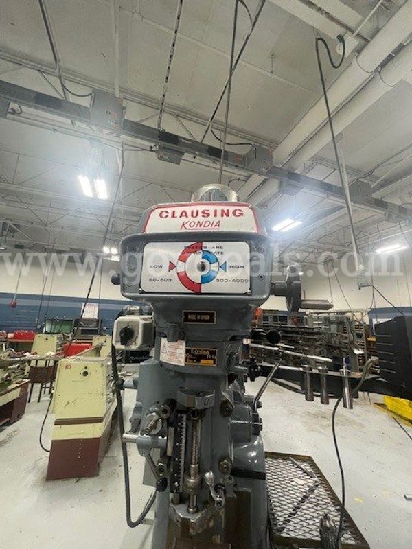 Vertical Machining Mill