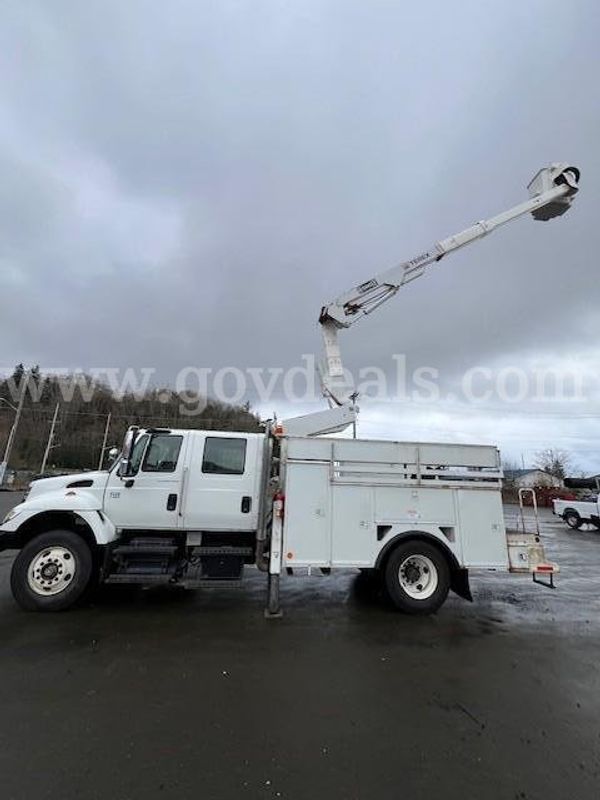 2006 International 7400 Terex TPL40