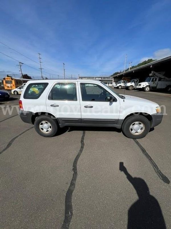 2007 Ford Escape XLS 4WD