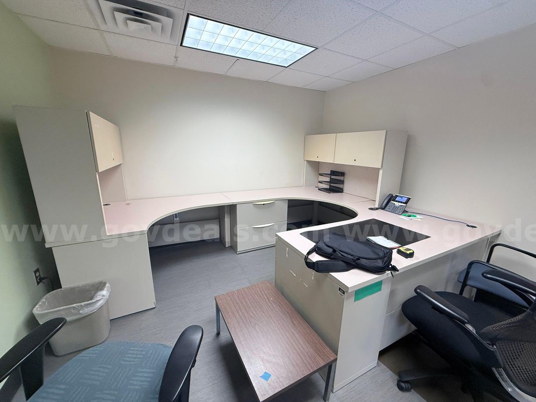 U-Shaped Office Workstation Desk with Overhead Cabinets and Storage