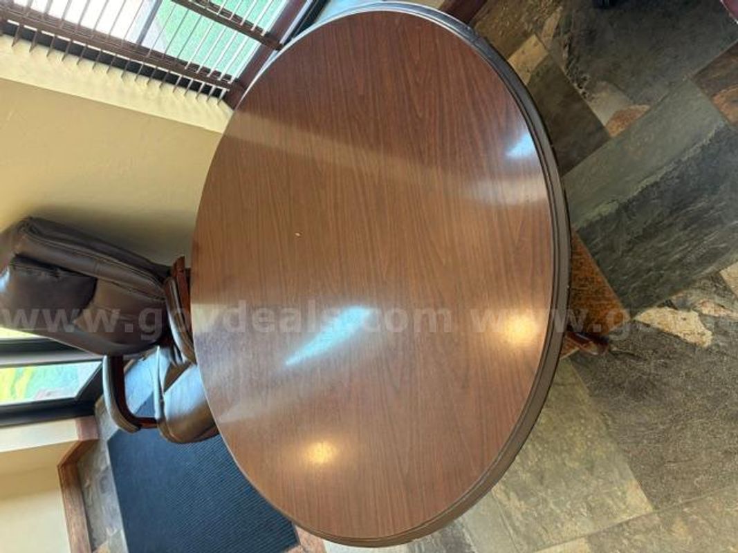 Round Kitchen Table
