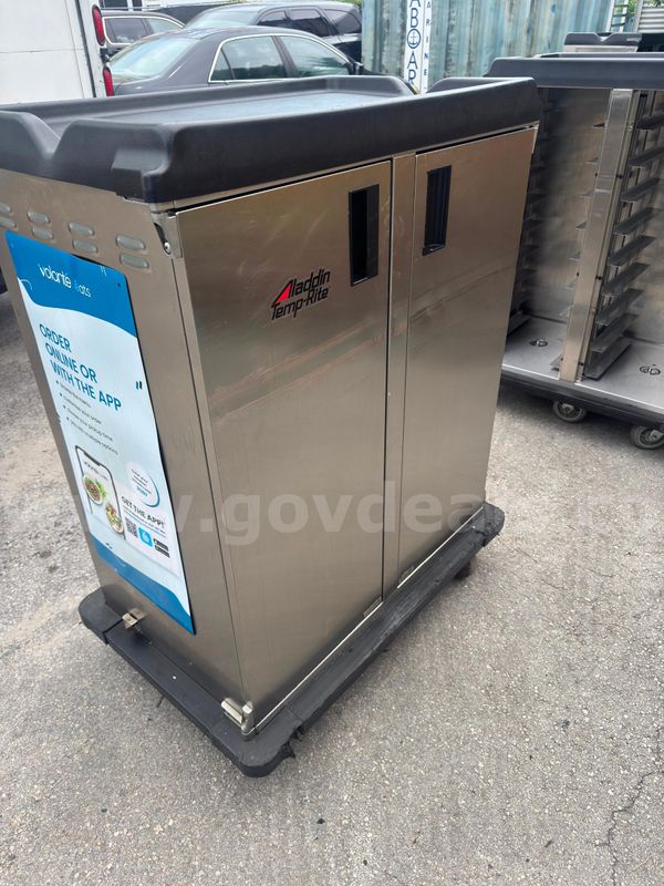 (10) Aladdin Temp-Rite Meal Delivery Carts
