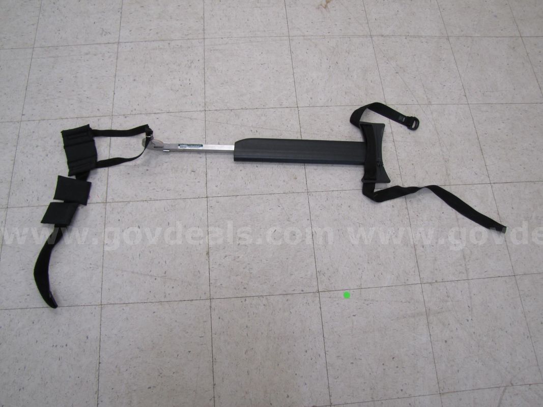 Emergency traction splint
