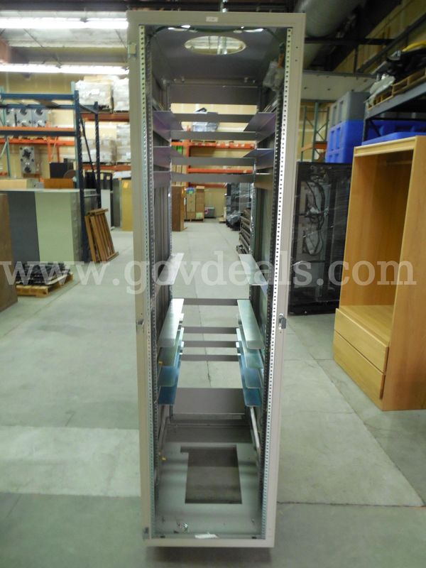 Server rack cabinet