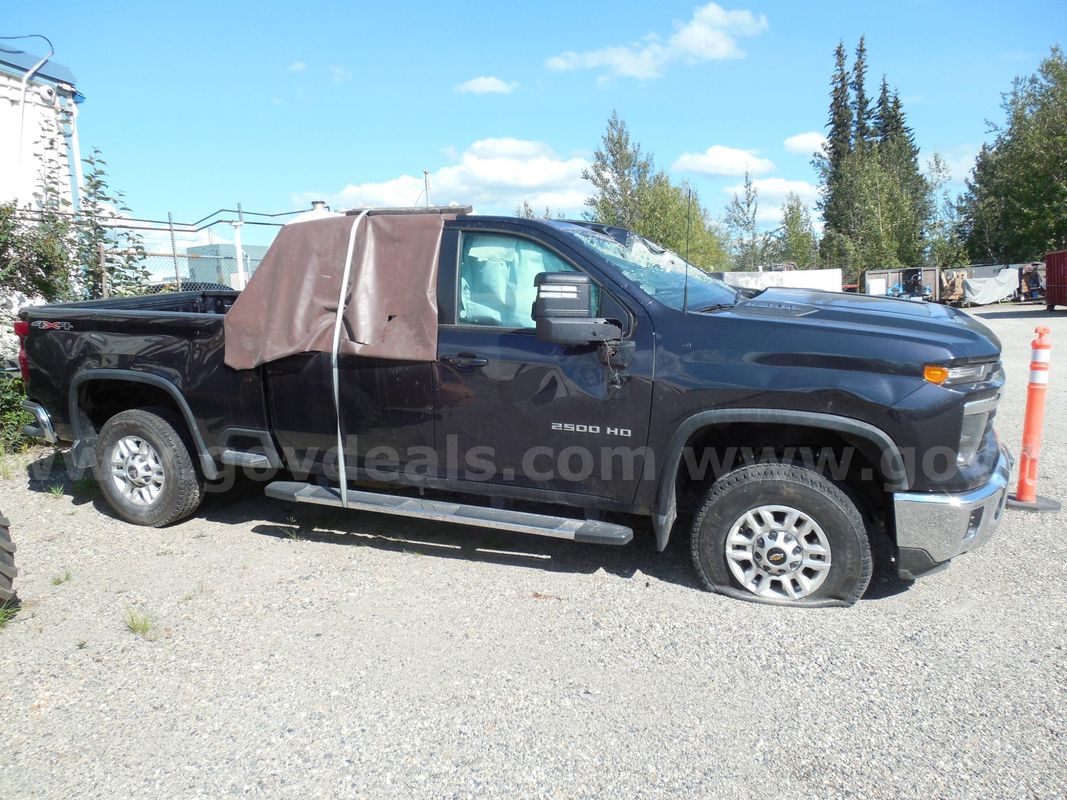 2024 Chevrolet Silverado 2500HD LT Crew Cab Long Box 4WD