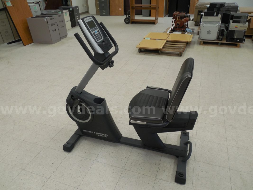 Stationary exercise bike