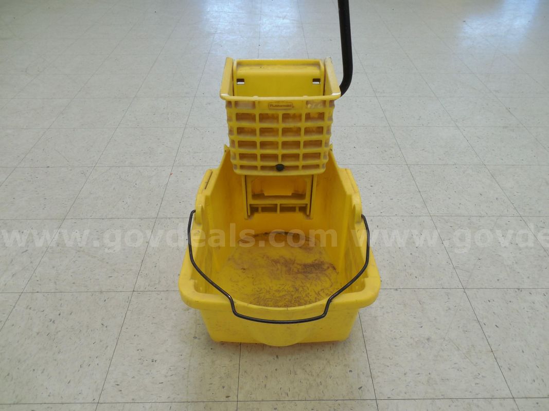 Damaged mop bucket