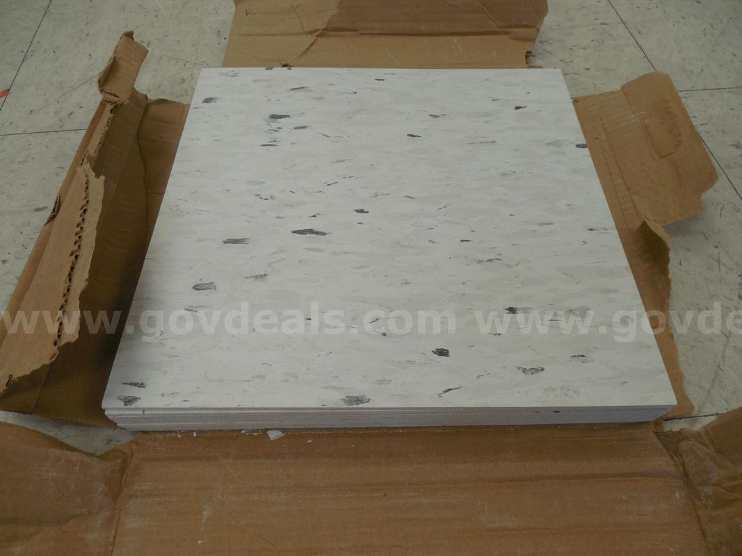Composite vinyl tiles - White/Grey - Qty. 11